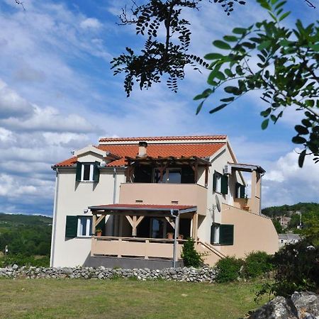 Apartmani Carnizza Ražanac Buitenkant foto