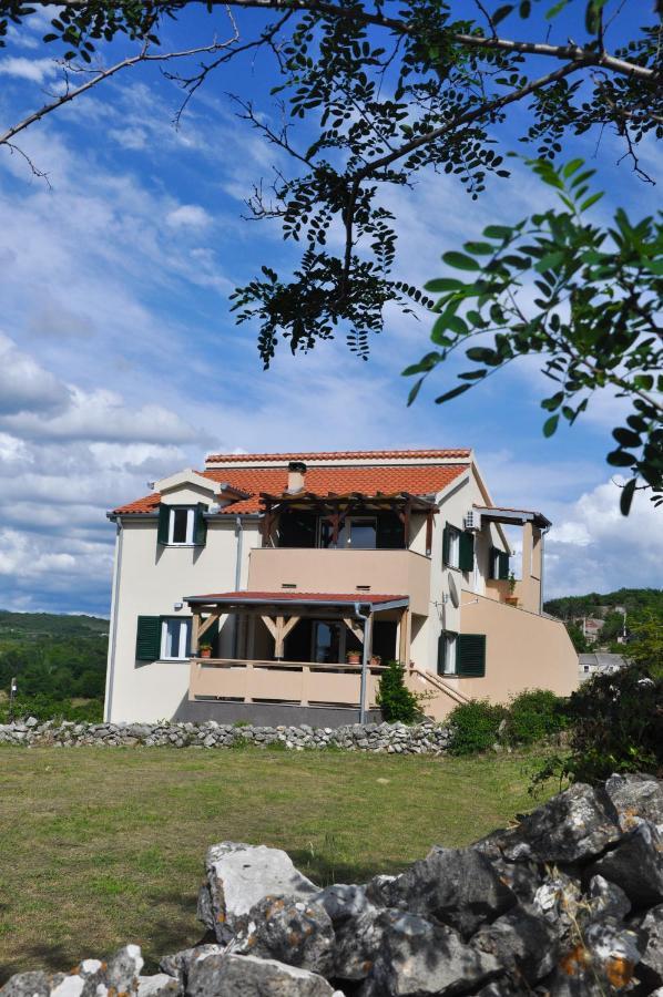Apartmani Carnizza Ražanac Buitenkant foto