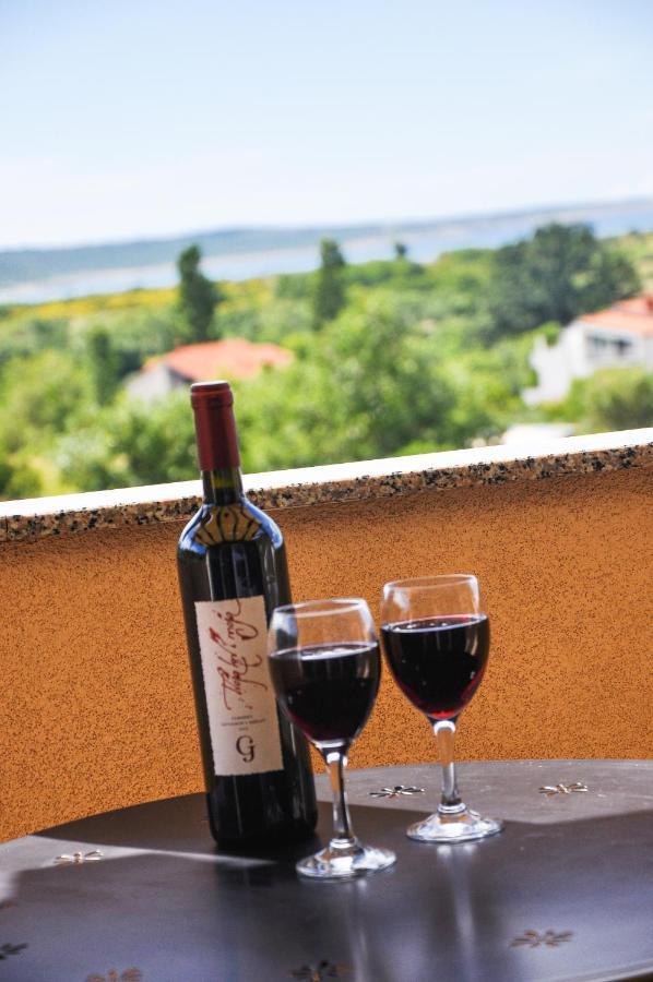 Apartmani Carnizza Ražanac Buitenkant foto